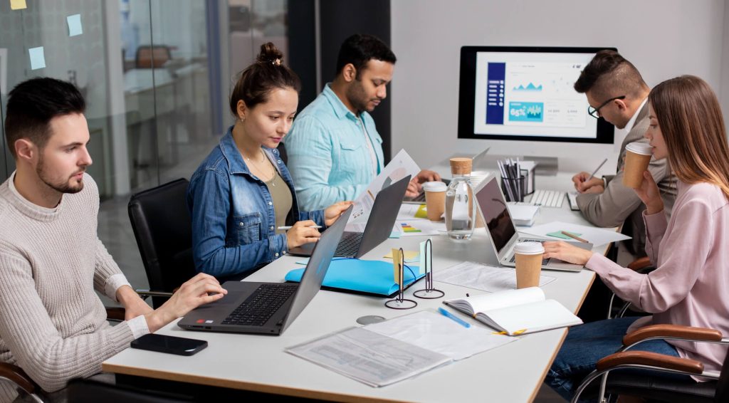 Looking for a trusted Web Development partner in Canada? Meet Hillcrest Technologies. 